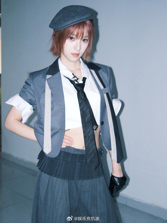 黄灿灿我没事我装的黄灿灿这“我没事我装的”演技绝了！表面稳如泰山，内心慌得直打鼓