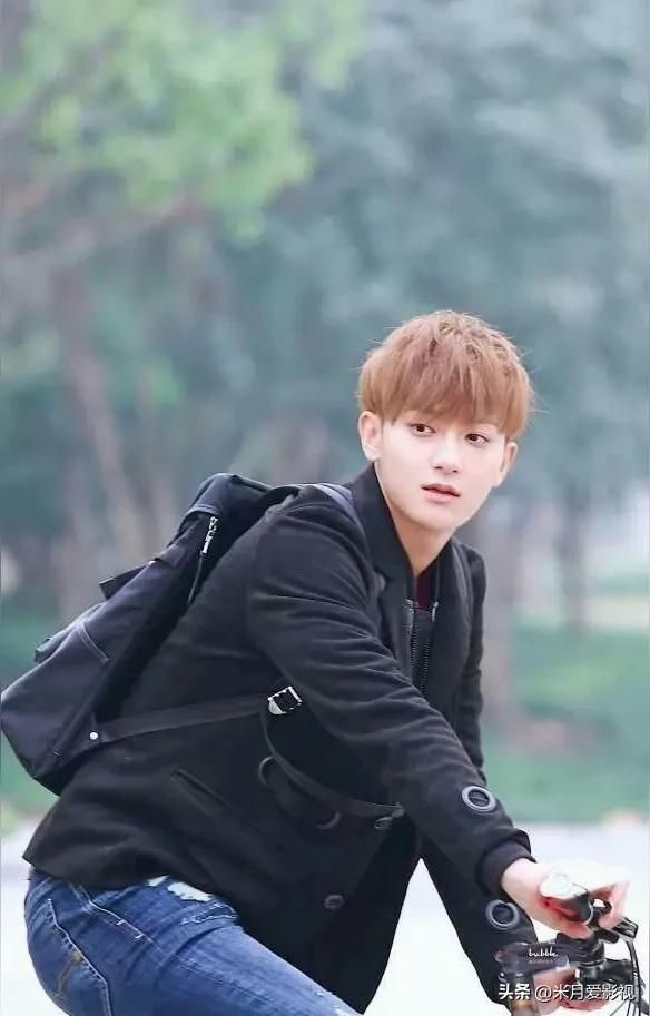 黄子韬说不拍戏了，网友说他变了，我却觉得他终于活明白了

昨天刷到黄子韬的热搜，