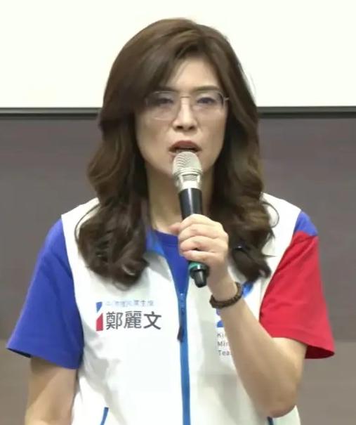 郑丽文23日在中常会表态，彰化整合相当顺利，国民党不会放弃，会全力稳住这块阵地。