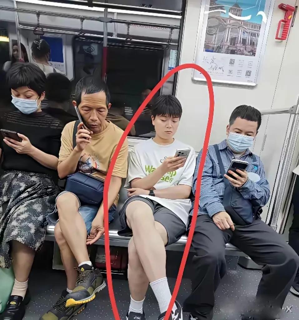 安能辨我是雄雌？