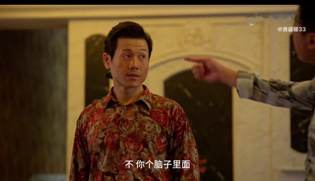真正的商战就这么朴实无华 被《淬火年代》的商战戏惊到瞳孔地震！柳钧被围殴断指的情