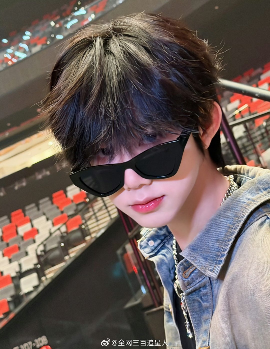 穿搭博主陈奕恒上线，希望重要的场合可以快点来到哈哈哈陈奕恒晒穿搭