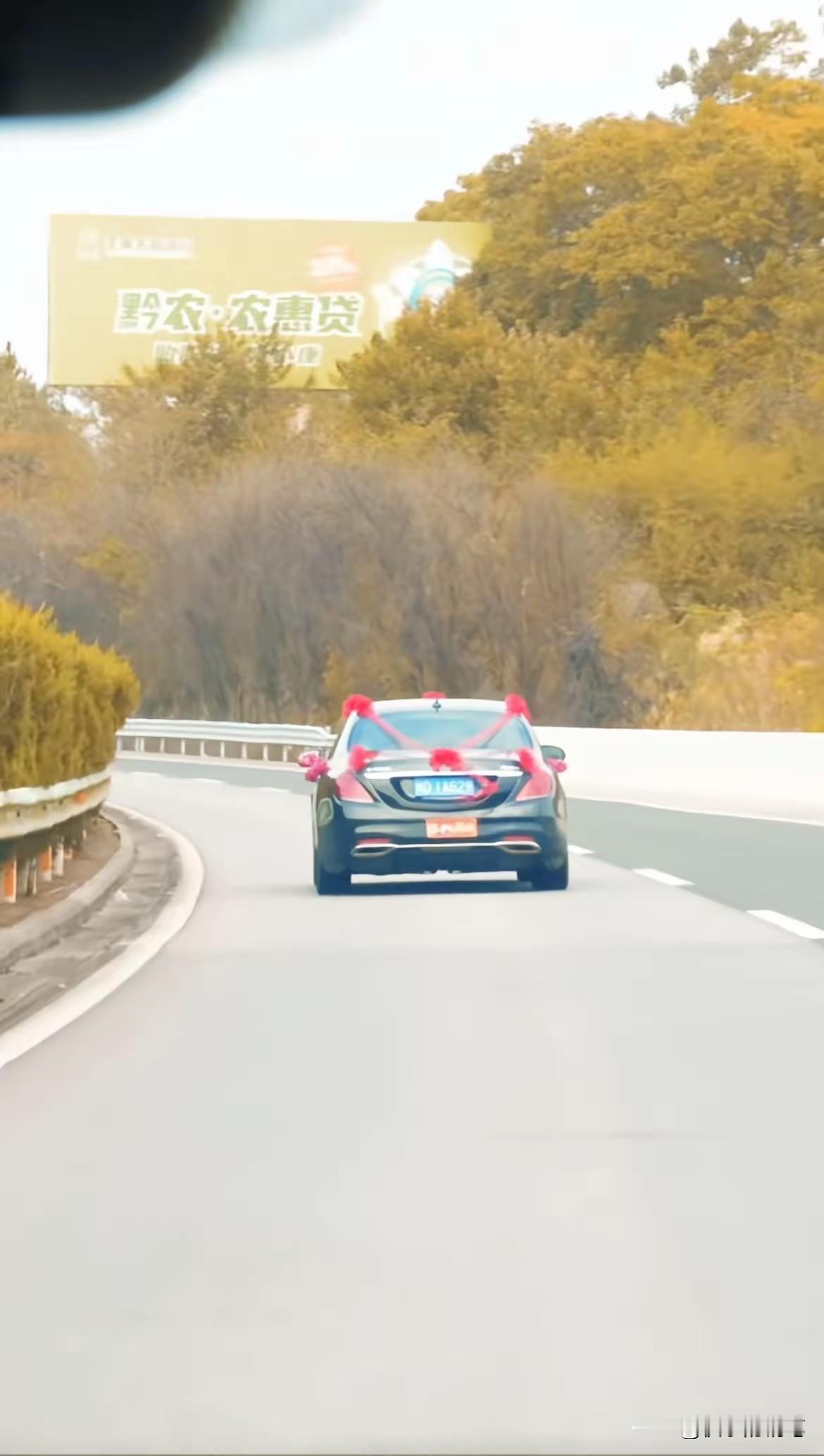 你身边有这样的人吗？心态好到自带光源，走哪儿都能把日子照得透亮
 
何谓心态好的