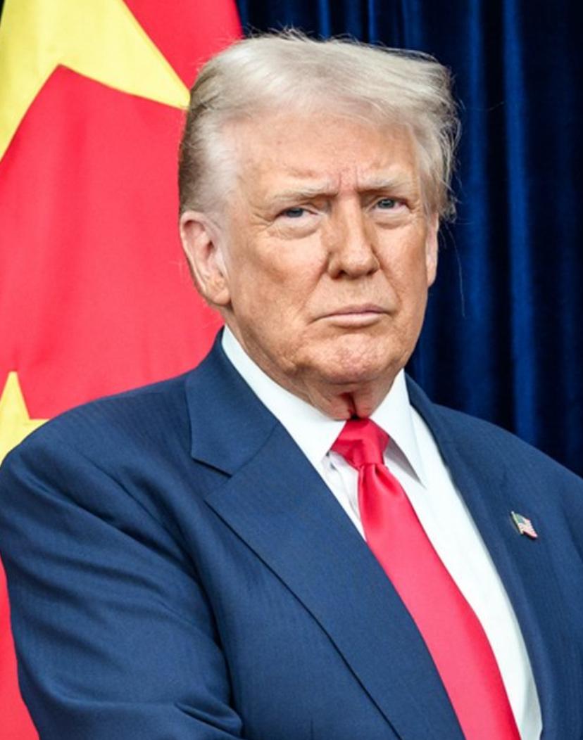 就在刚刚，
特朗普发文称：
“我刚刚与中方通了电话，通话内容非常愉快。我们讨论了