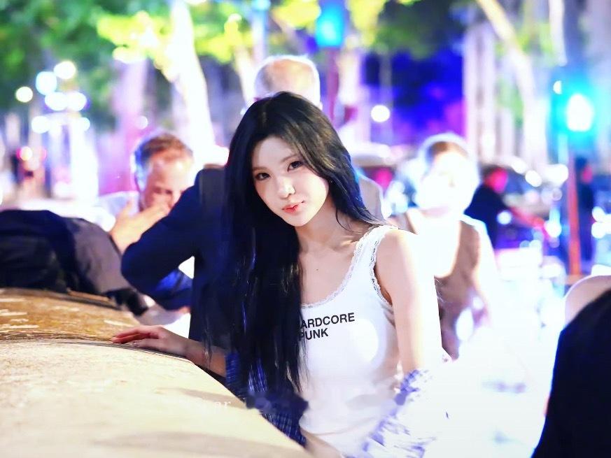 卧槽好好梦的巴黎夜氛围