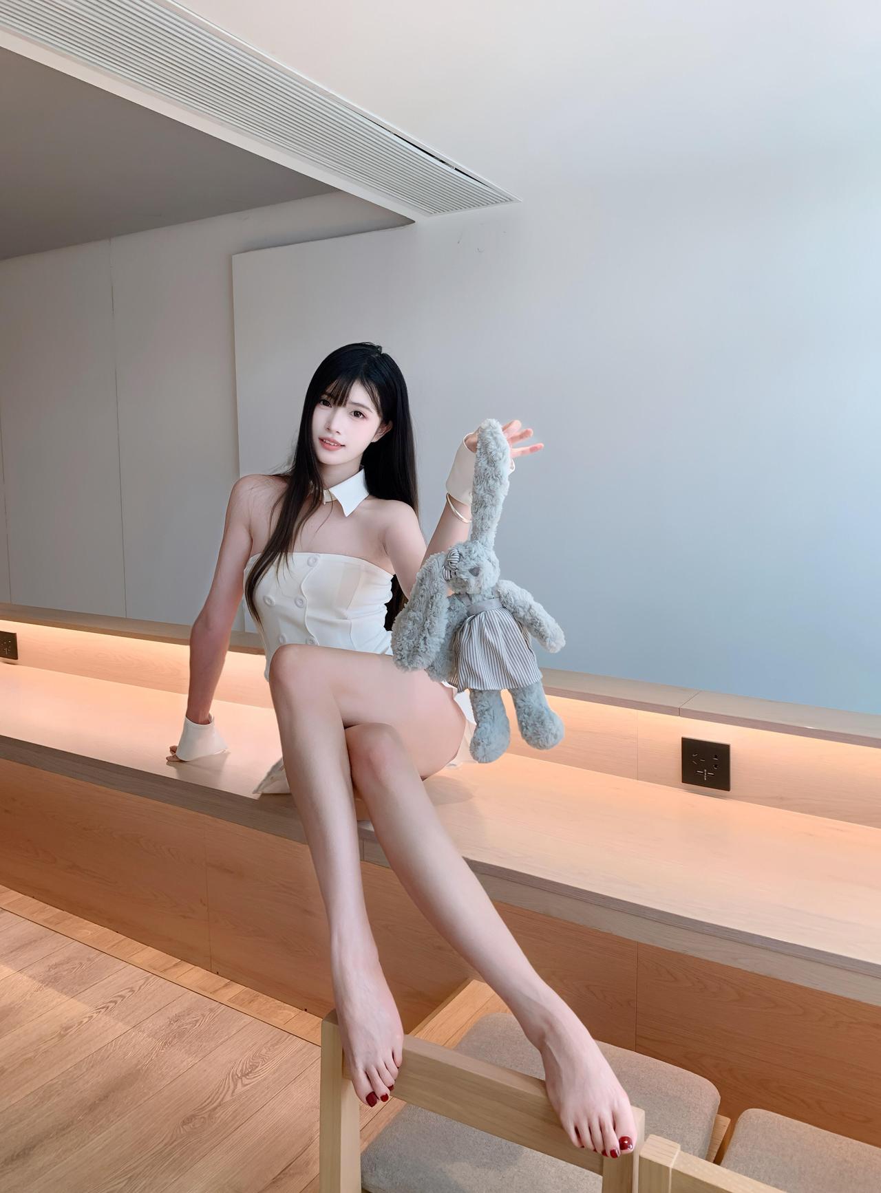 你不愿意和我说话了嘛(｡ ́︿ ̀｡) ~大笨鹅