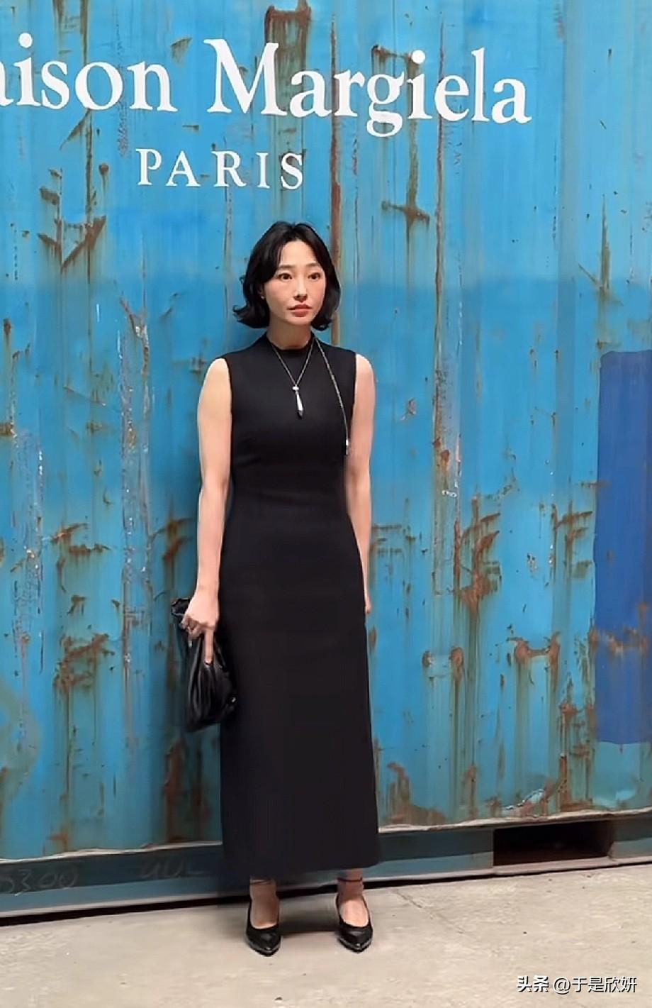 白百何马吉拉大秀杀疯了！极简黑裙封神，这才是真·松弛感天花板✨
 
Maison