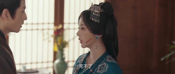 亡国公主。冷艳贵气。身负血海深仇，性格刚烈偏执。孔雪儿饰演的李雁回，这出场有点意