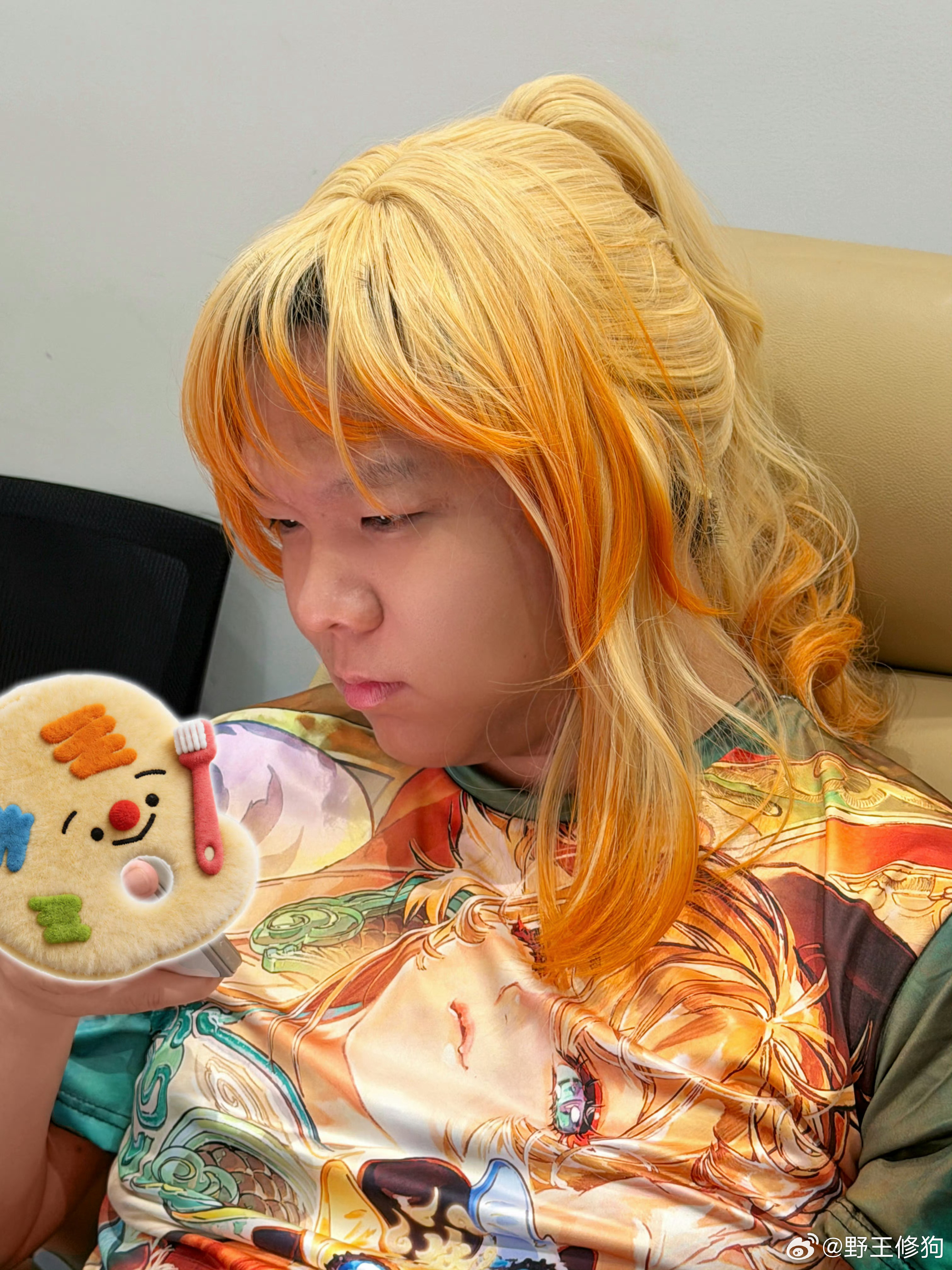 黄子弘凡一诺大帅梦幻联动大帅又戴假发了……我有预感，今天晚上又会产出很多黑蛋的表