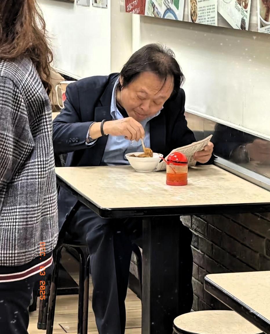 歌如其人，国台办直言王世坚是真正的没出息！
 2025年12月3日，国台办例行新