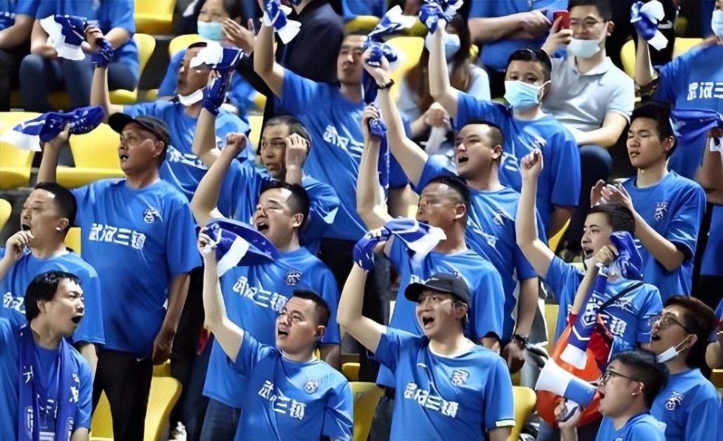 武汉三镇未来能否保级主要取决于这两场比赛，如果能拿6分，保级前景会一片光明。日前