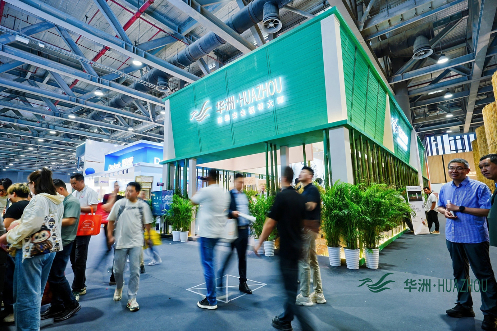 第15届定制家居展暨轻高定展瞩目亮点：华洲木业匠心出圈，诠释“实力派”热度