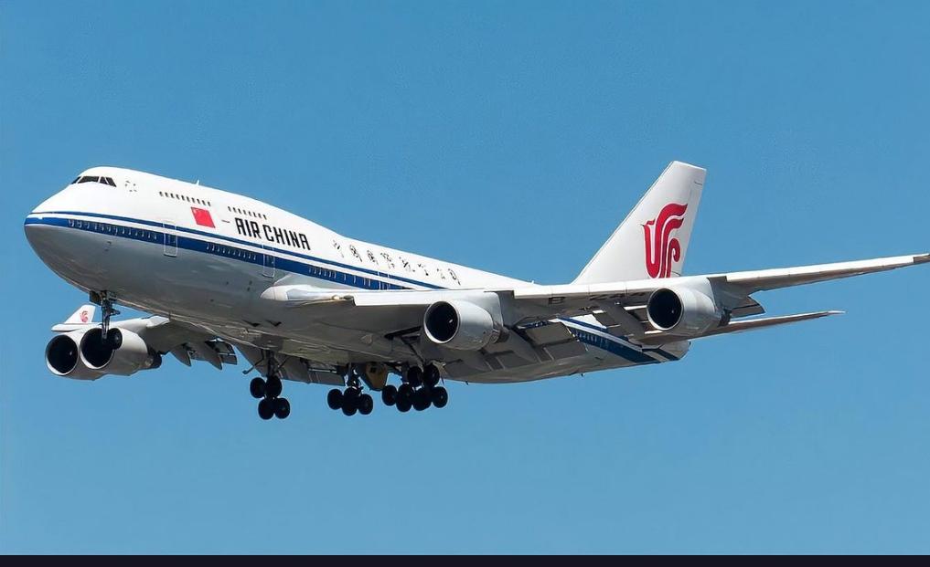 三大航司推出涉日机票免费退改政策 获社会广泛关注
 
2025年11月15日，中