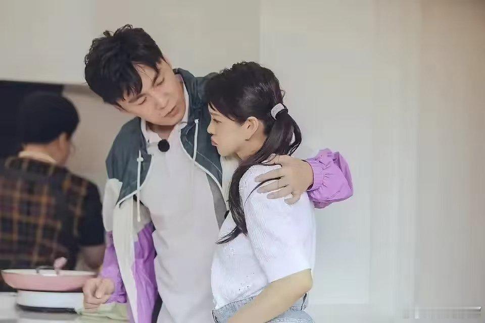 秦昊初见伊能静时已有女友伊能静初见秦昊时已有女友妻子的浪漫旅行秦昊初见伊能静就惹