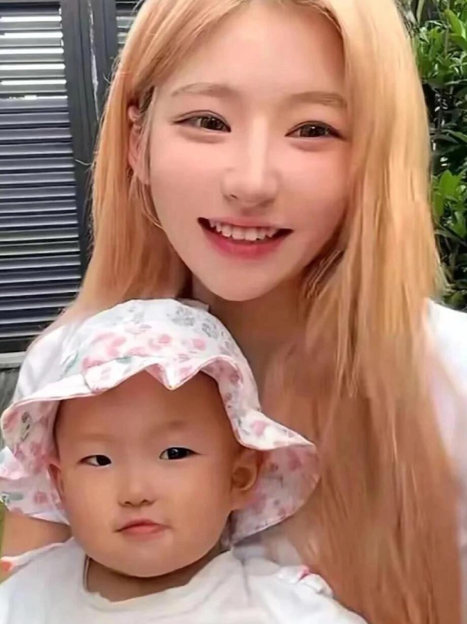 #黄一鸣说生孩子是因为自己养得起#不是哥们，这黄一鸣真就一天一个热搜啊，我一个竞