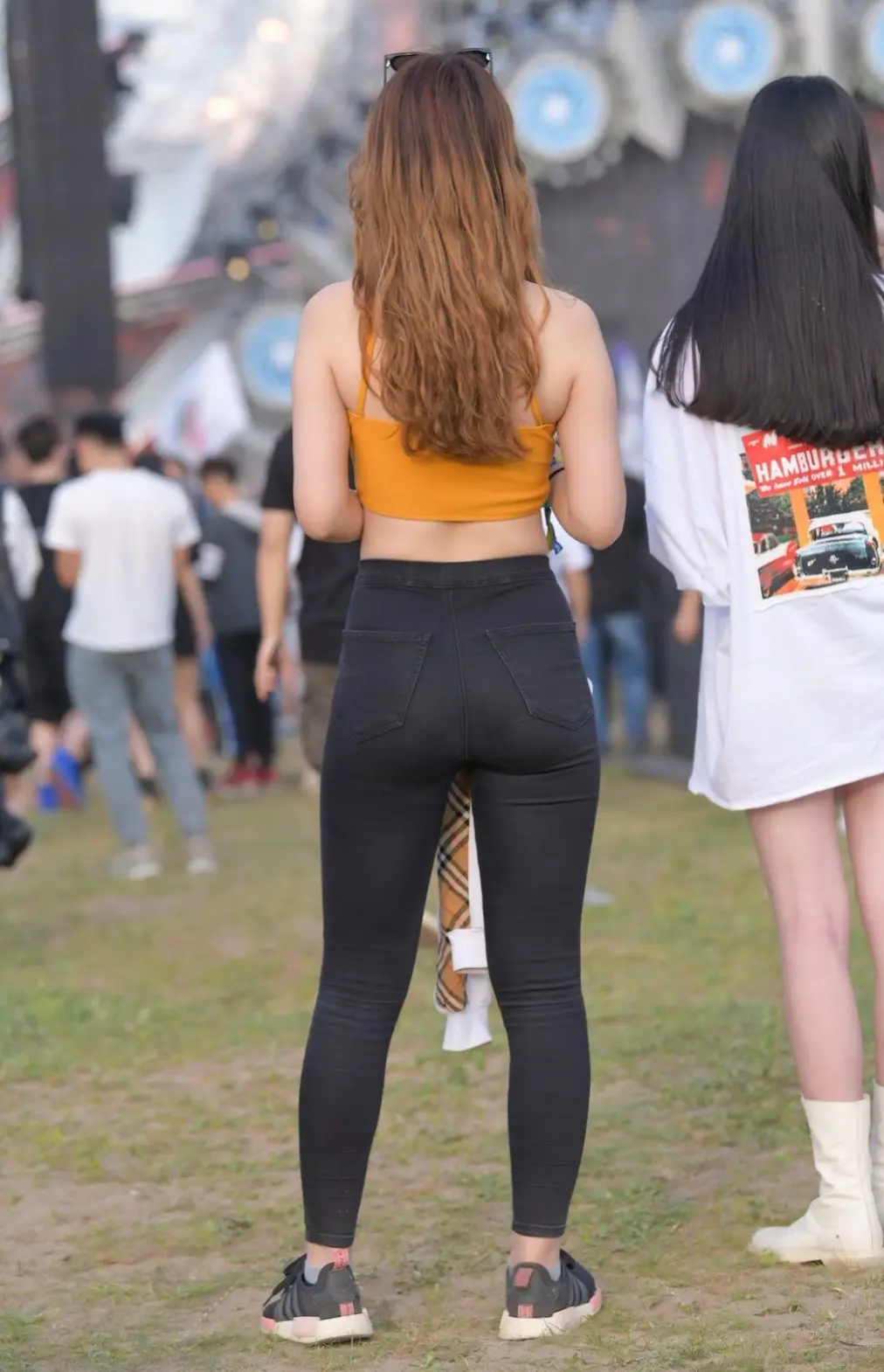 美女 美女街拍穿搭 街拍时尚穿搭