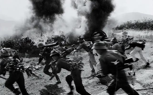 解放军极为罕见的一次超级提拔：副团长直接被提拔为副军长
1956年，河南农村的一