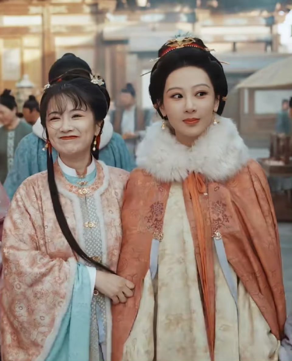 ？家业女主和女配这真是一眼看出年龄差 