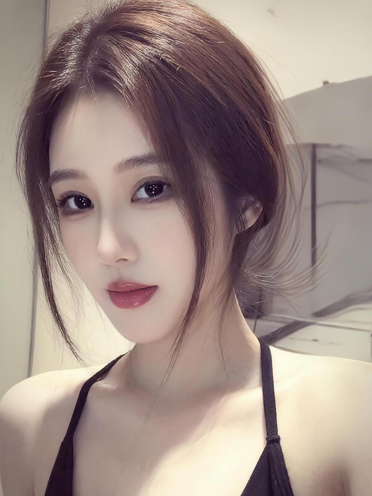 财神日到了，五路财神找你报到，祝您财源滚滚来💰💰