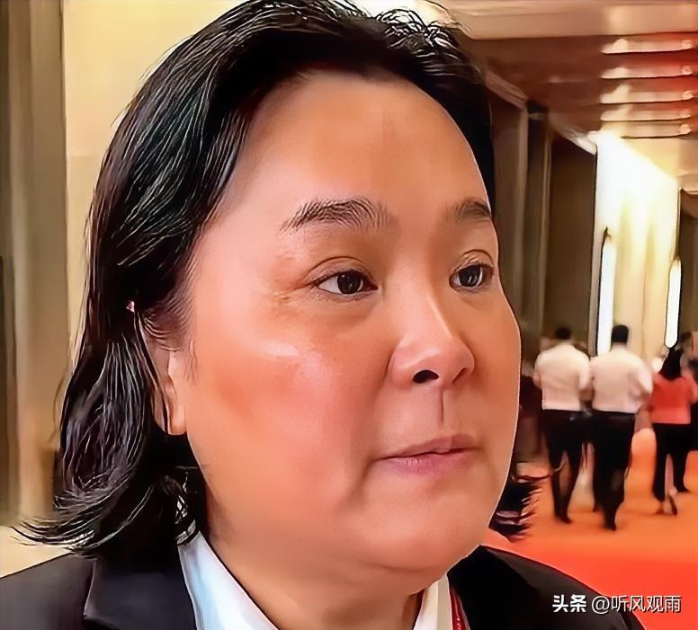 金门县的陈玉珍，在海峡论坛上，对着满场的人，不紧不慢地抛出一句话。“希望明年，金