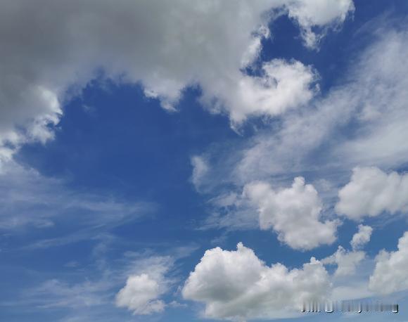 能否分享一下你拍摄的天空