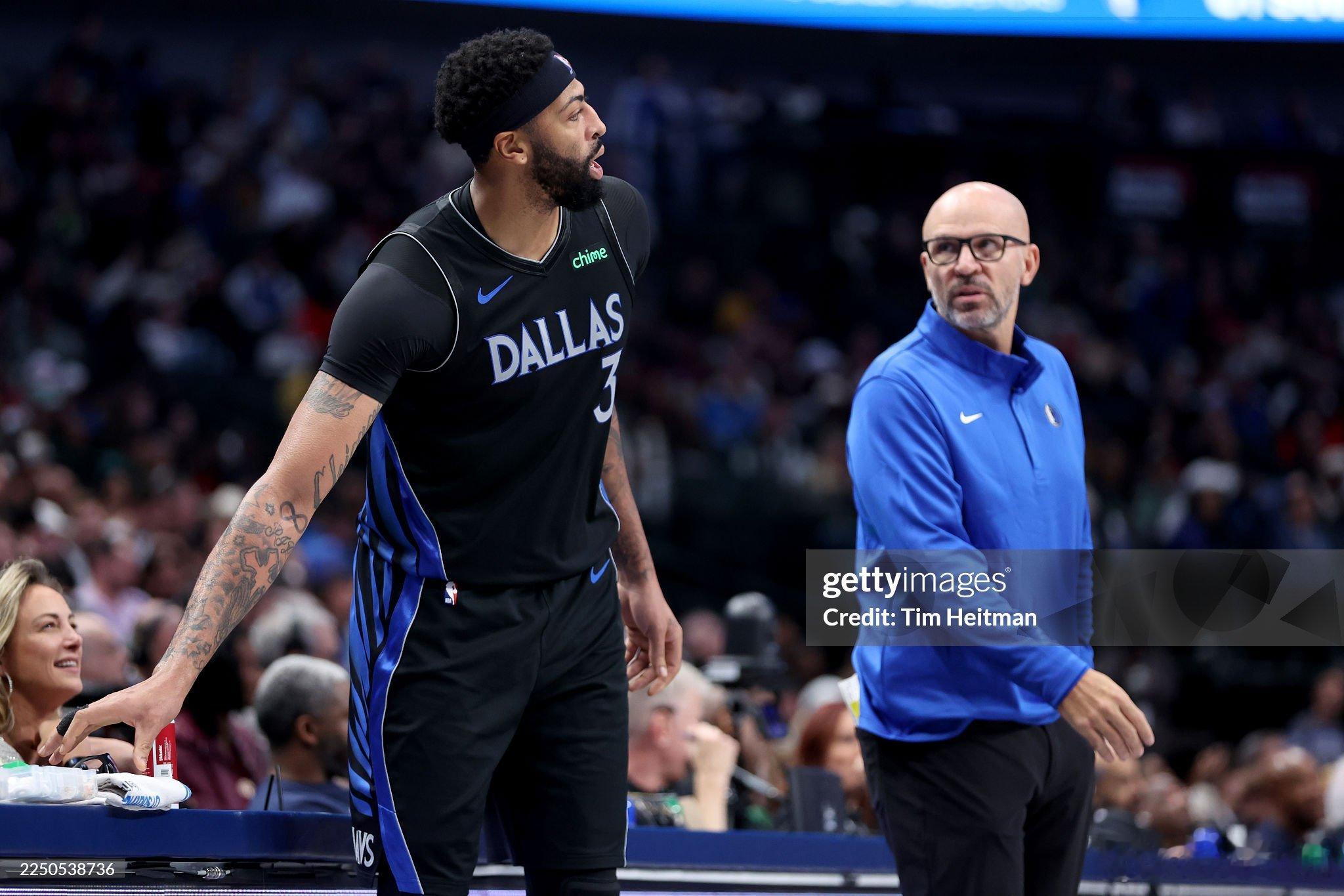 MFFL 来自Shams的消息。各支球队队已开始筹备在交易截止日之前与达拉斯的谈