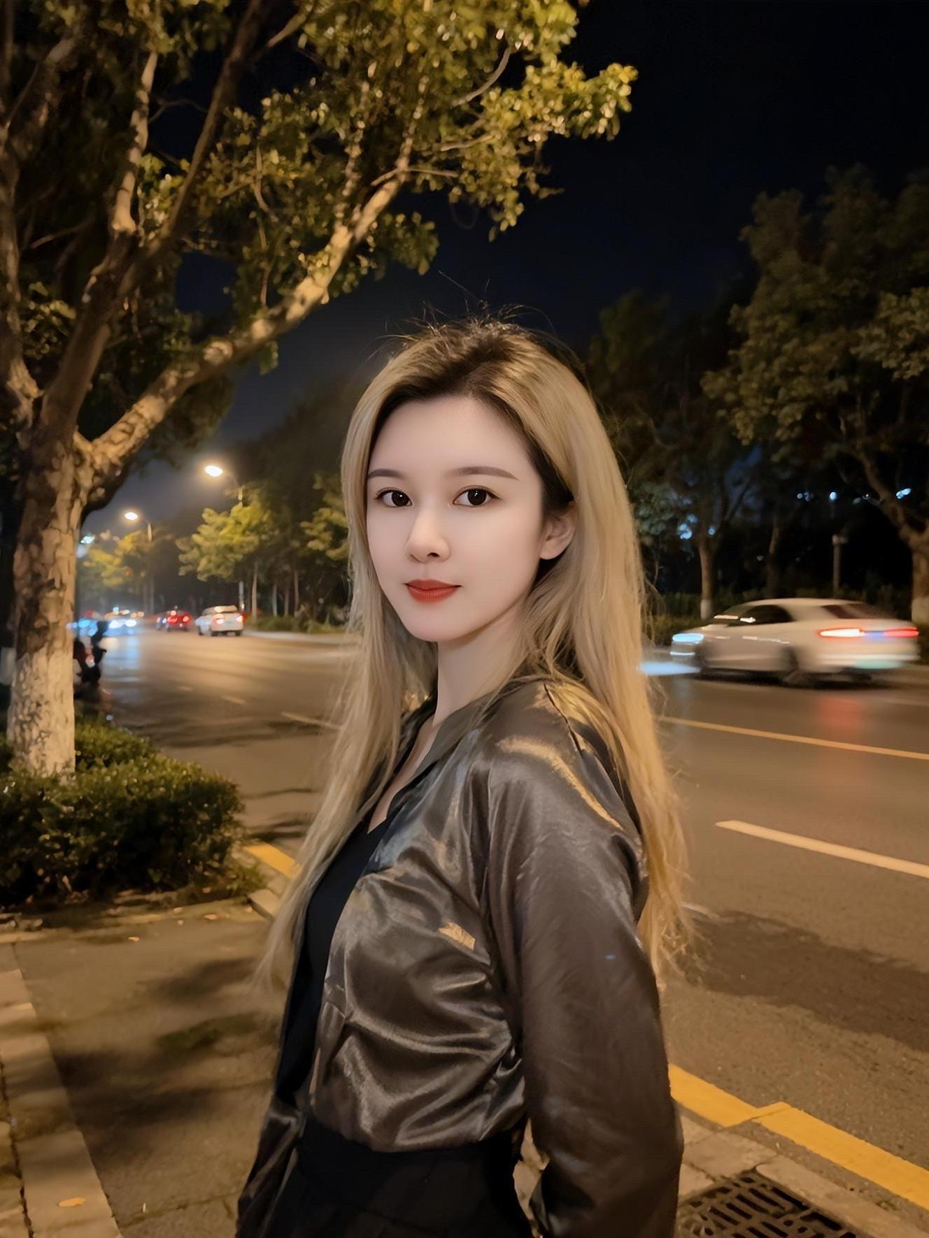 我不许任何人拿捏我，除非我心甘情愿，以前是，现在也是，以后更是。