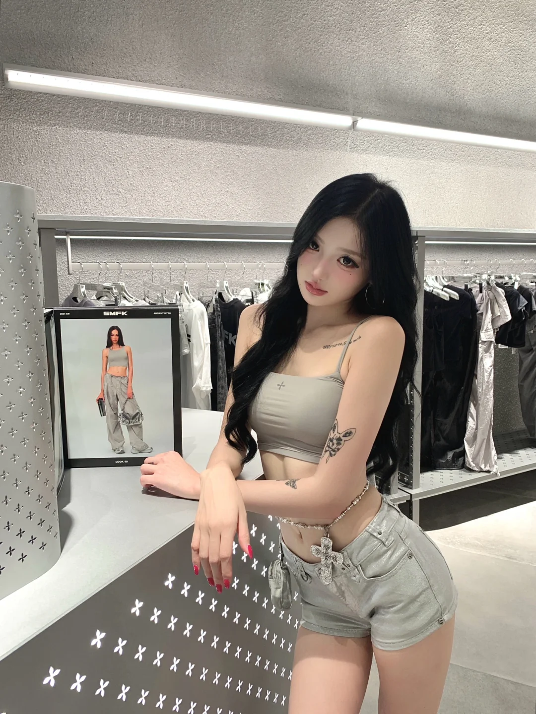 Place myself in space gray.