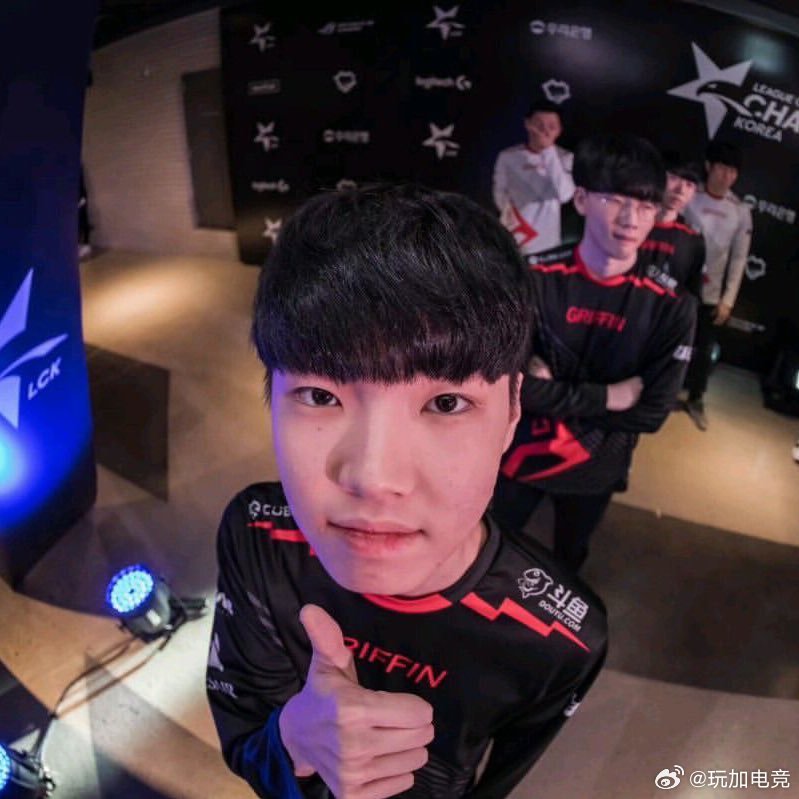 Meow🐱～是幼年猫chovy想交手blgfaker期待与ai对决faker谈