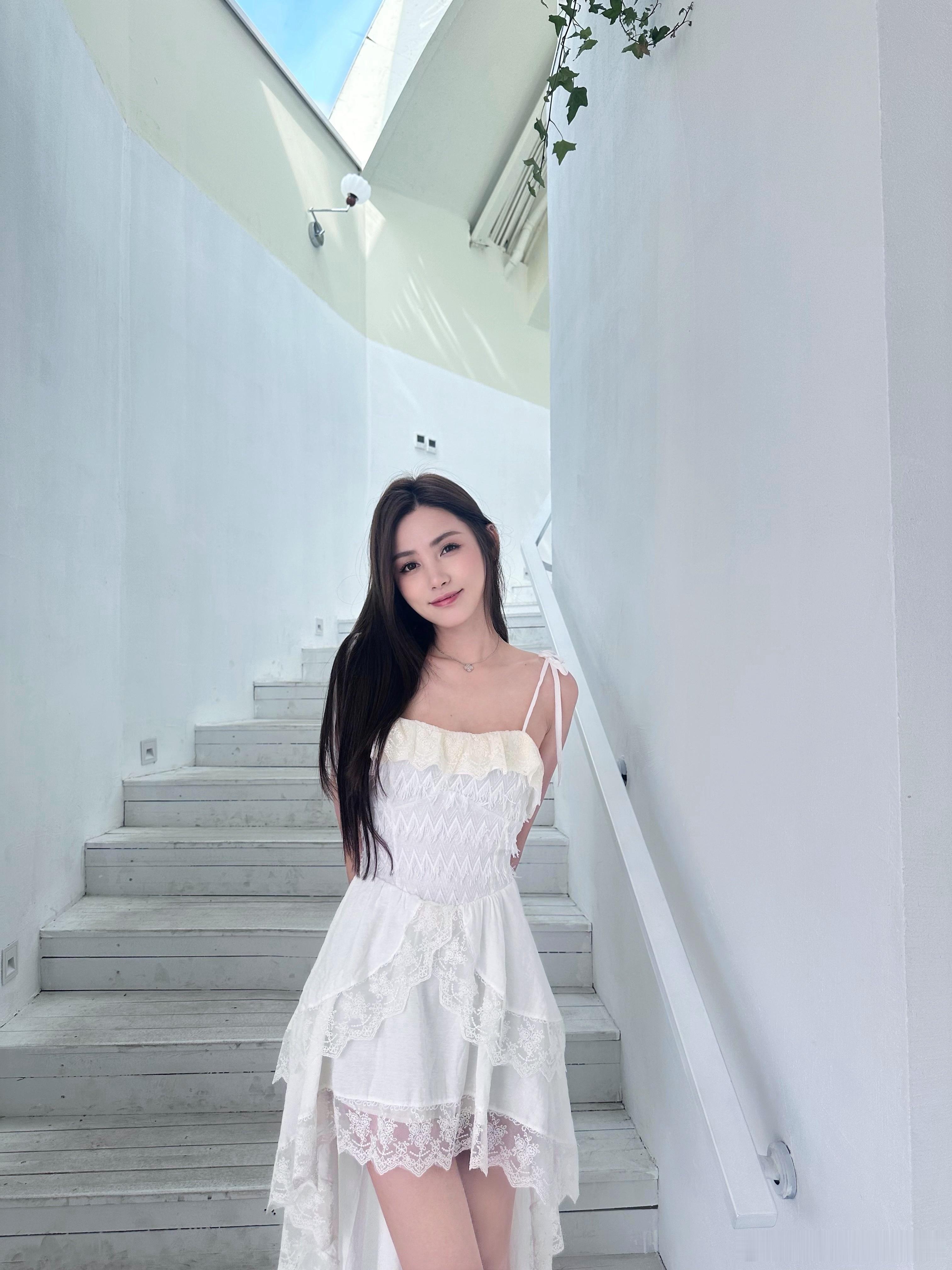 时隔两年半 和大美路边到处都是💗 爱了～ ​​​