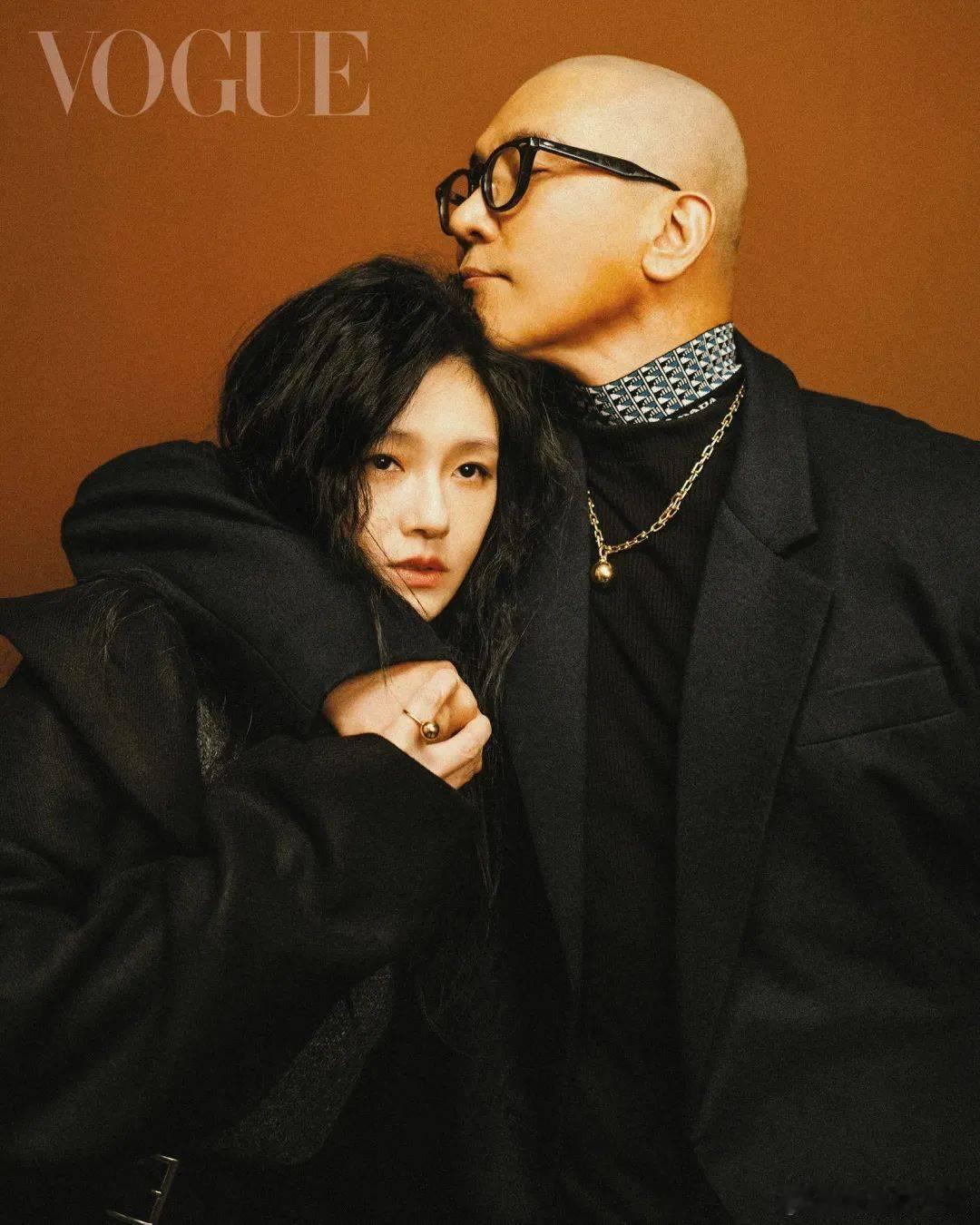 具俊晔结婚纪念日仍在墓园陪伴大S能感觉到具俊晔的悲伤不是演的，他的陪伴从不是装的