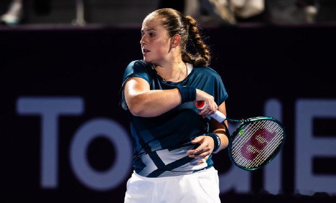 又一位种子出局WTA1000多哈站第二轮，去年亚军奥斯塔彭科以 6-4 6-2 