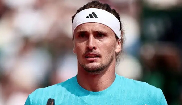 红土交手首胜！兹维列夫2-1胜塞伦多洛，晋级慕尼黑站四强