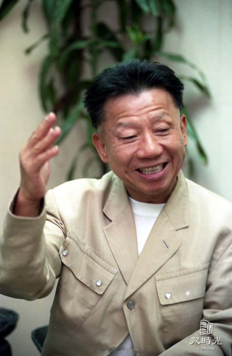凤飞飞、邓丽君走红歌坛——他，功不可没！琼瑶的黄金搭档——左宏元左宏元，笔名古月