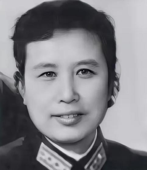 15岁富家女逃婚去延安，死活不当官太太，却在1978年的德国波恩，哭得几近昏打镇