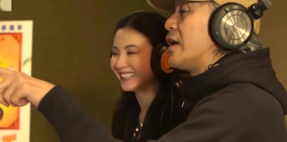 张柏芝
你好好养孩子行了嘛
现在怎么

连星爷都来应援你了

开始看到黎明来看你