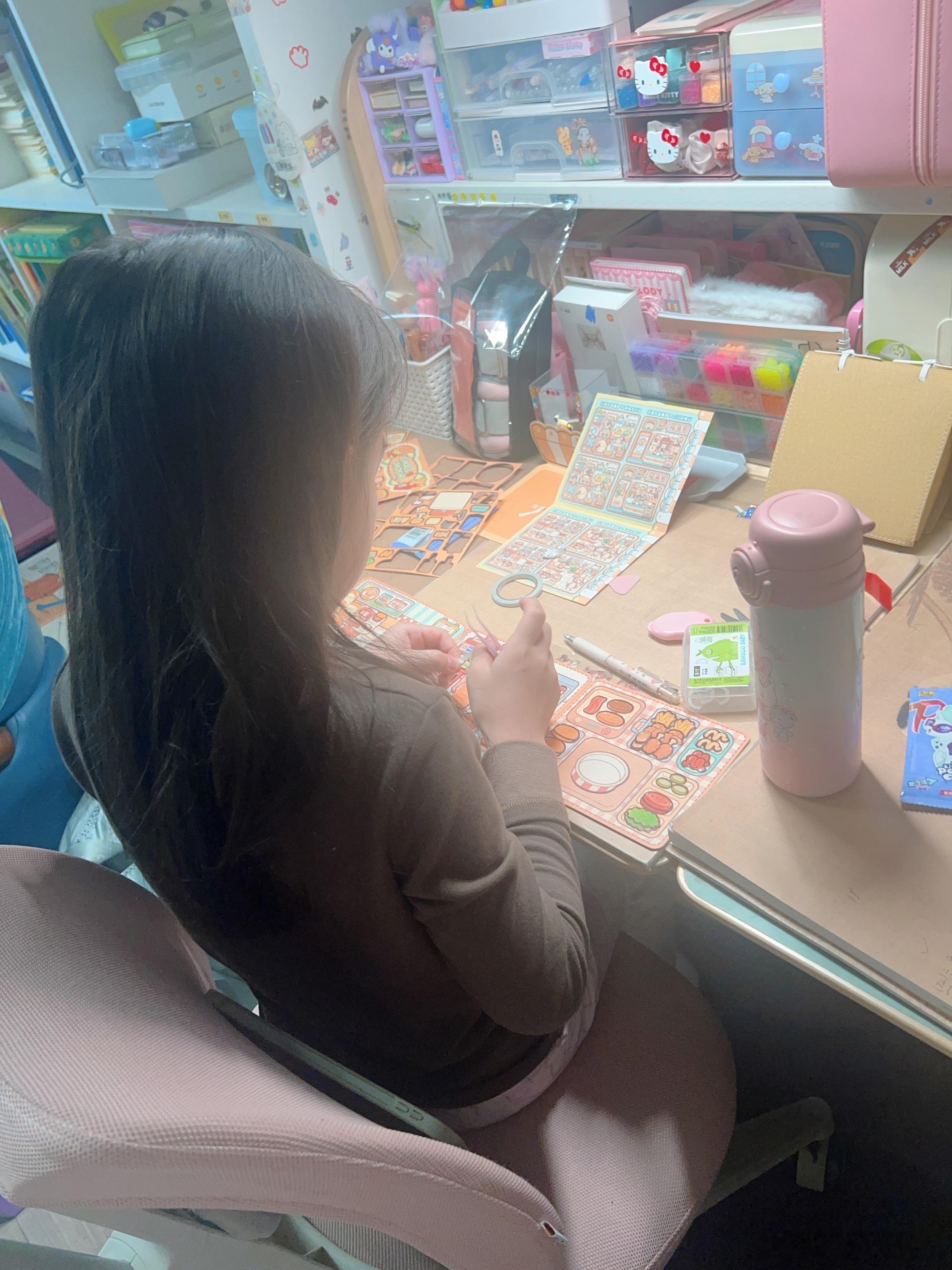 放寒假第一天～依然早早起来做手工了米米的成长记录带娃随手拍