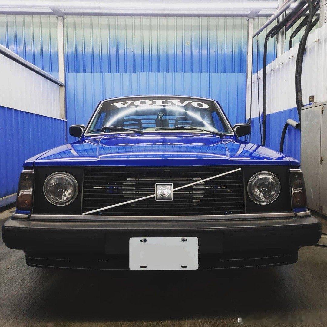 台湾老车1987年VOLVO 240 B230FT Turbo MT ​​​