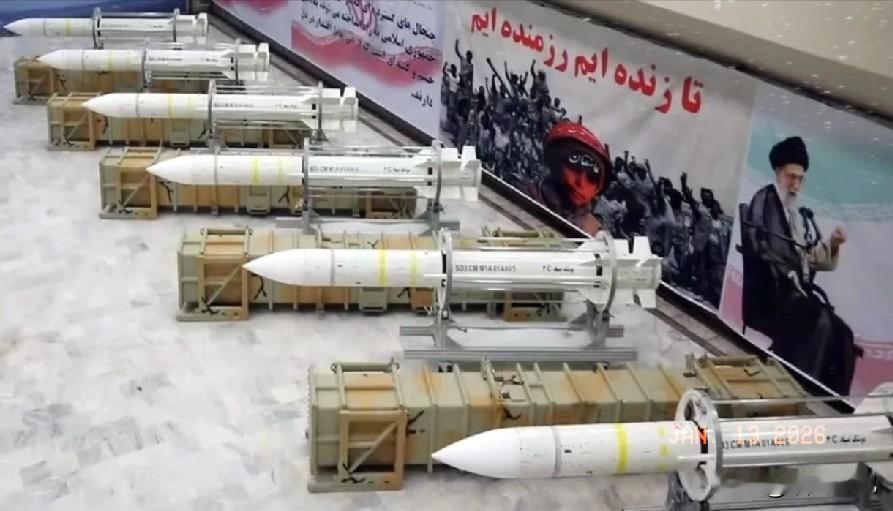 美军要是打伊朗，
除了俄罗斯，其他国家大概率不会援助伊朗，因为伊朗把人都得罪光了