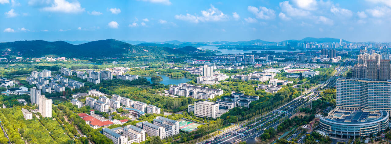 【潮涌太湖 蝶变无锡丨“山水之间”做科创】一座科创园区应该是什么样？答案是丰富的