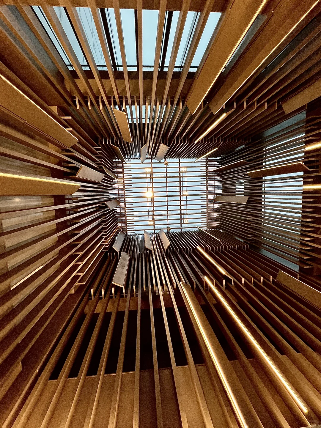 酒店办理住房看到的，这一刻，有钱具象化了