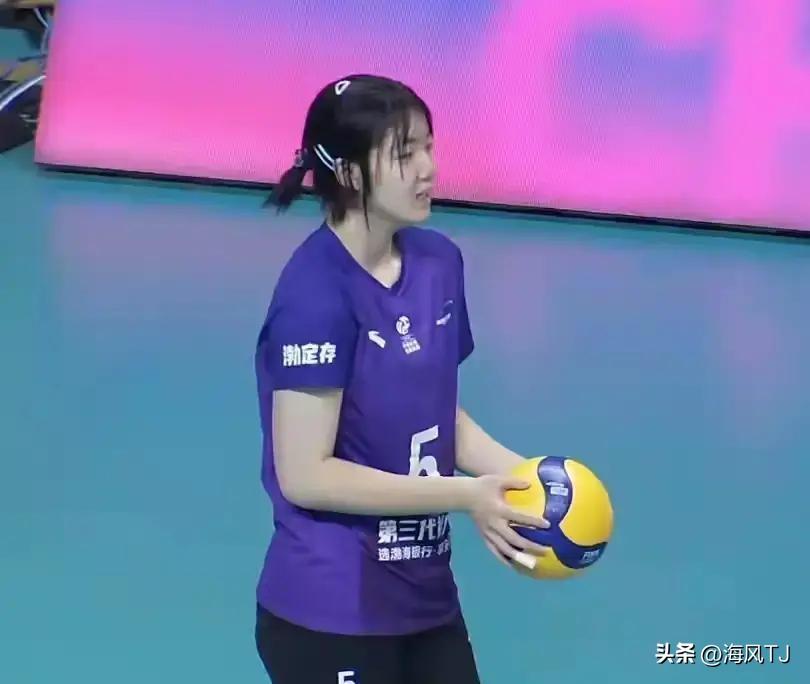 现场直播排超天津女排19：09
        央视频/CCTV5+/天视体育晚