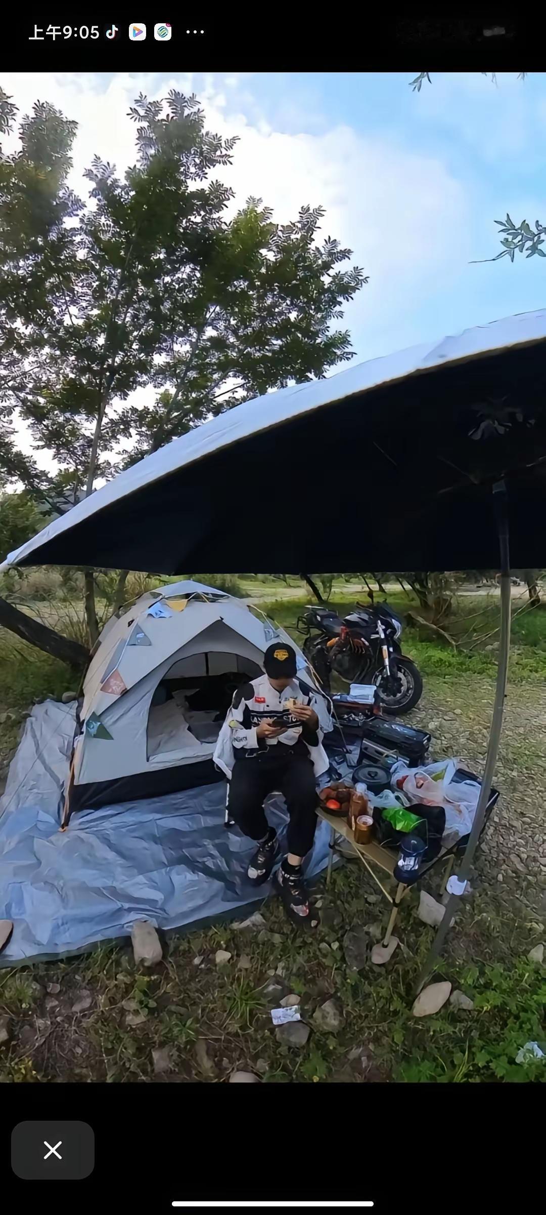 双国庆假日，接近尾声！
因为我太穷没有出去玩，朋友今天回来说，国庆出门七天，住了