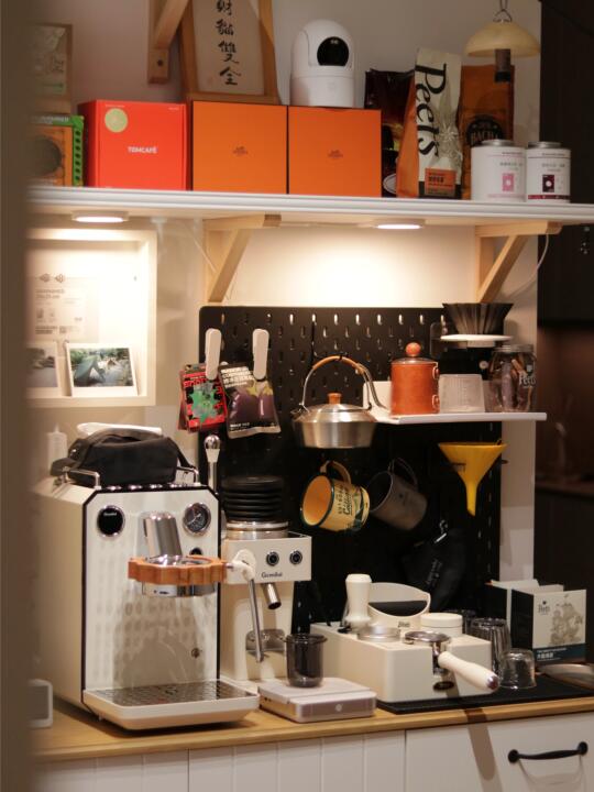 39℃的夏天vs 26℃的空调房