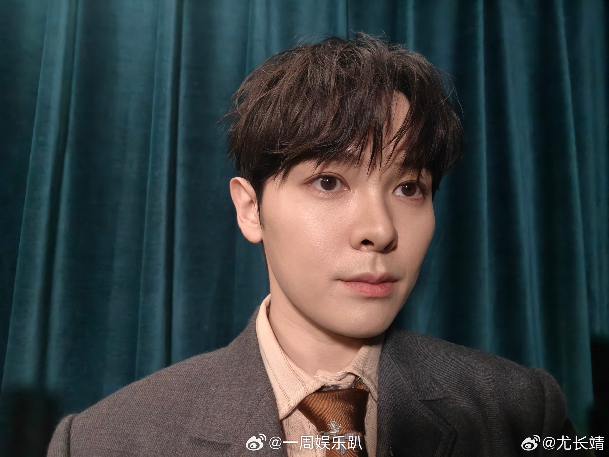 尤长靖聊歌手幕后全开麦无修音直播最考验歌手功底，尤长靖从容驾驭多曲风高难度曲目，