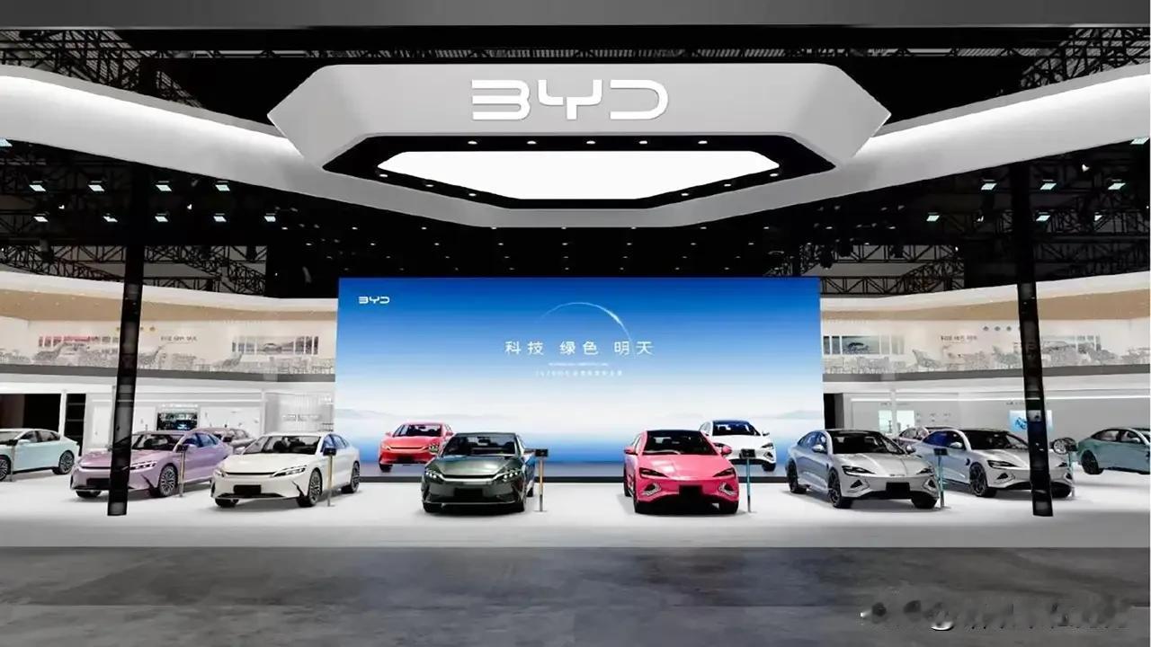 今年最让我留意的是比亚迪。他们直接包下了E3馆整一个馆，打造自家品牌的专属展区。