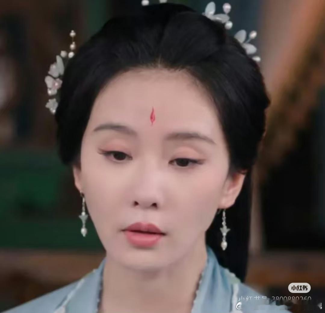 街街 这演技放过古偶 放过观众吧 不要出来祸害人了 看着挺困😪湿湿去睡觉吧 别