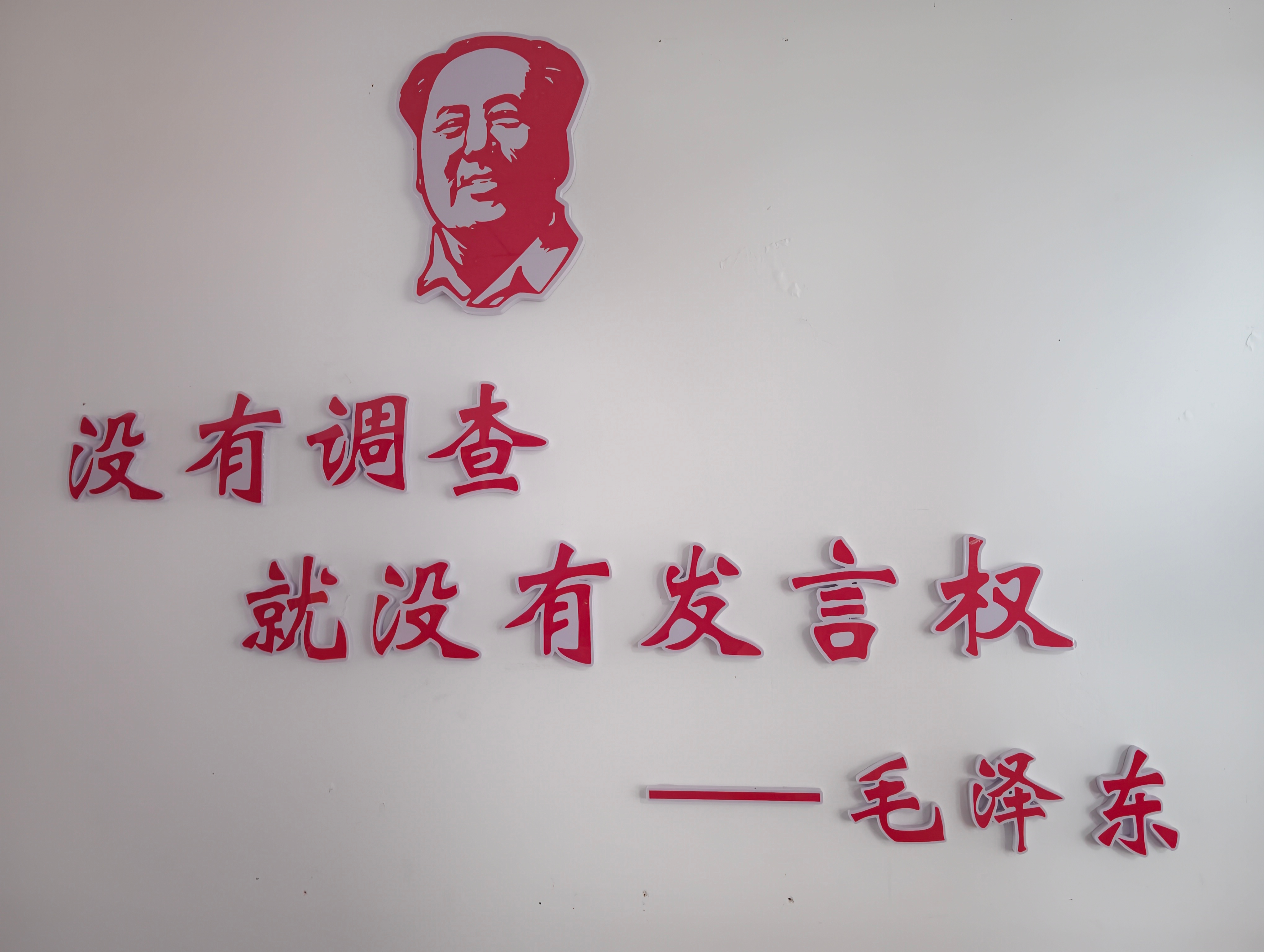 金价彻底反弹了！太好了！秋天到冬天正好大赚特赚！ 