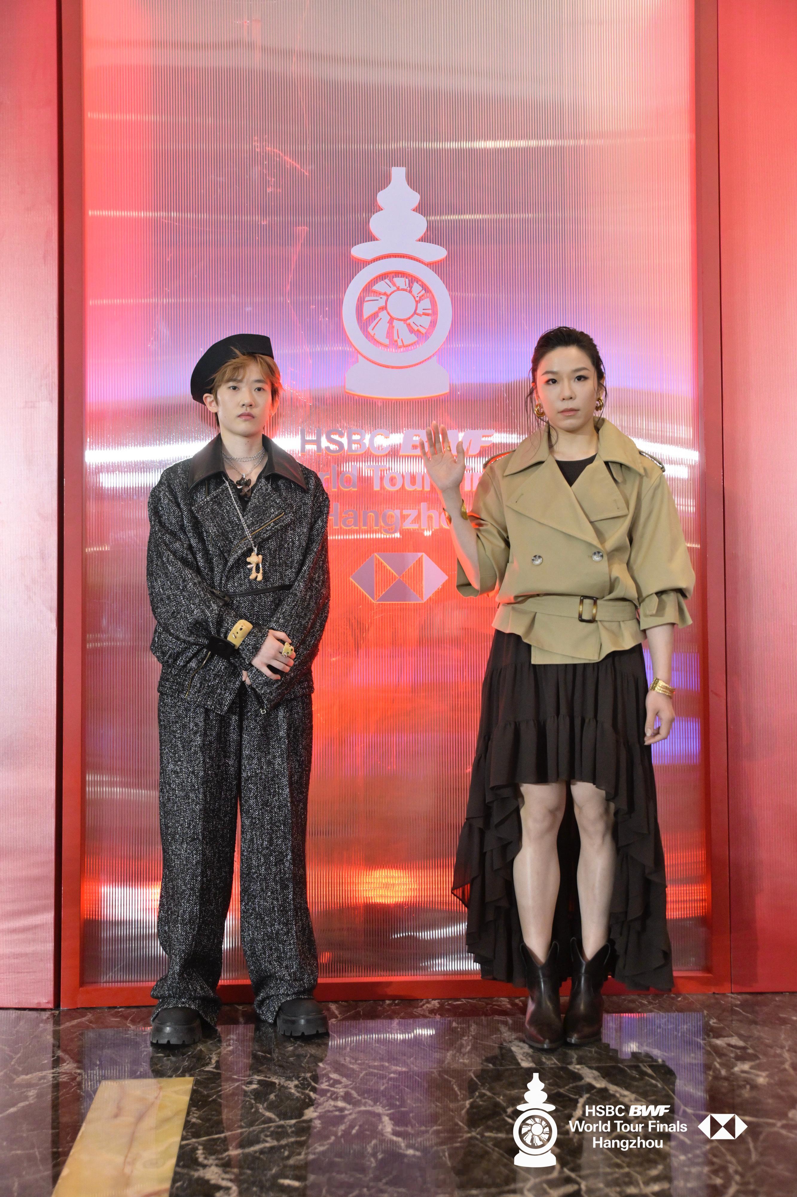 国羽女双组：凡贤&圣坛图源：赛事组委会羽联总决赛颁奖典礼2025年世界羽联年终总