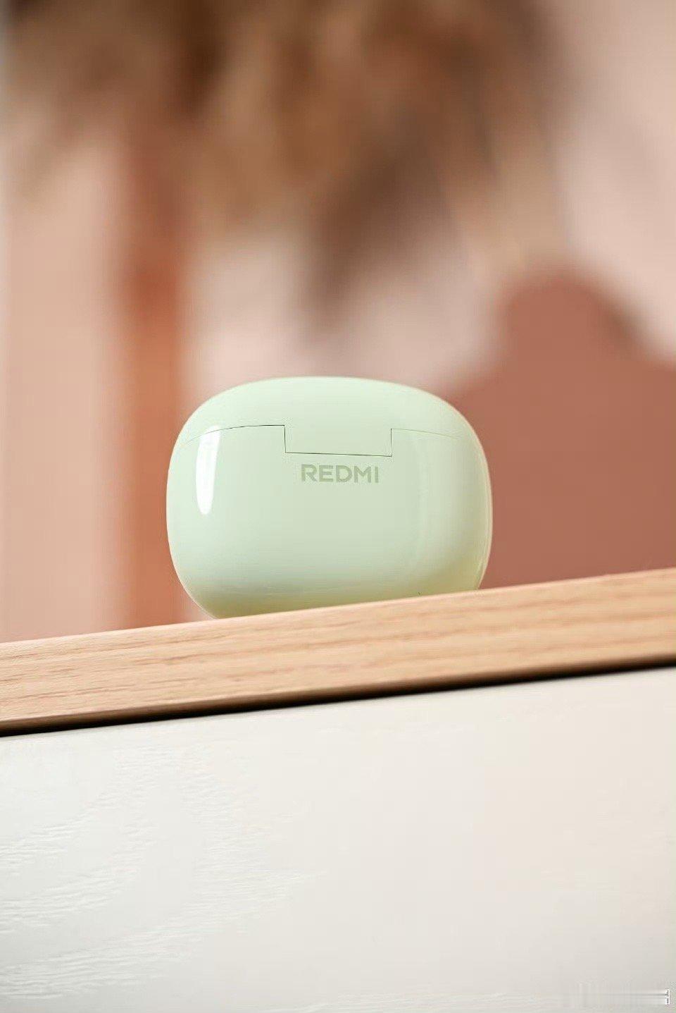 REDMI Buds 8单耳重量只有5g，11mm高性能动圈单元，振膜升级为多层